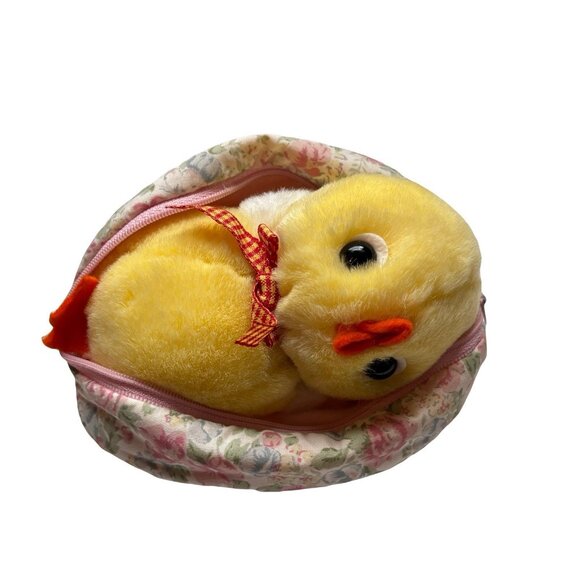 Vintage Baby Chick in Flower Easter Egg Plush Love Land 1985 Windsor Toys Korea - Picture 1 of 7